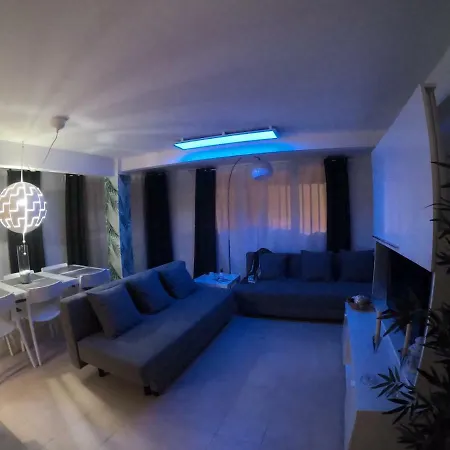 Apartment A Primera Linea De Mar En *
